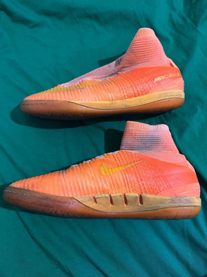Nike football shoes used, size 43, futsal or turf