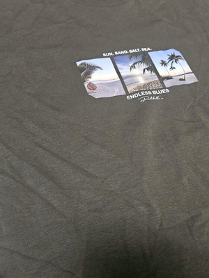 Portobello T shirt green like new, size M