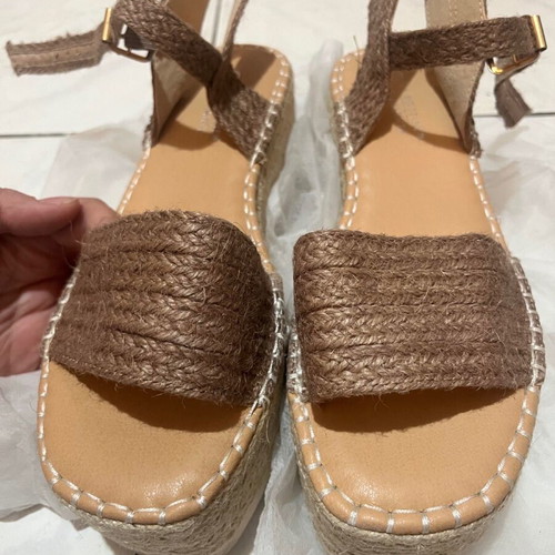 La Bottine Souriante platforms size 40 like new, white and beige