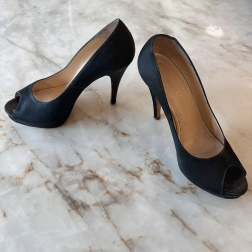 Sagiakos black peep-toe pumps satin look size 38 like new