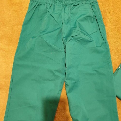 Medical nursing scrub set with blouse and 2 pants like new, green size XS