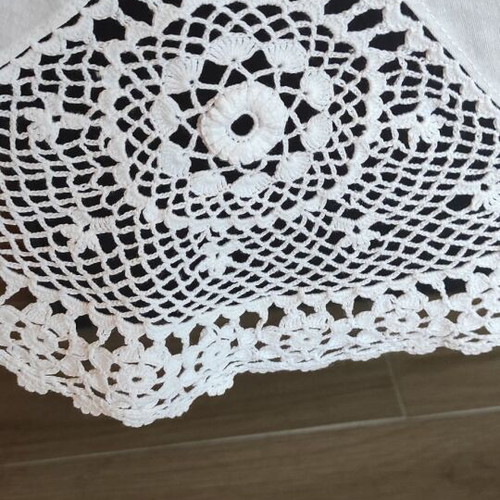 White Rotonda tablecloth 172 cm diameter with handmade crochet details new