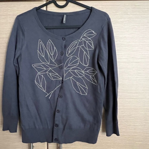 Naf Naf Small cardigan like new, gray green with design