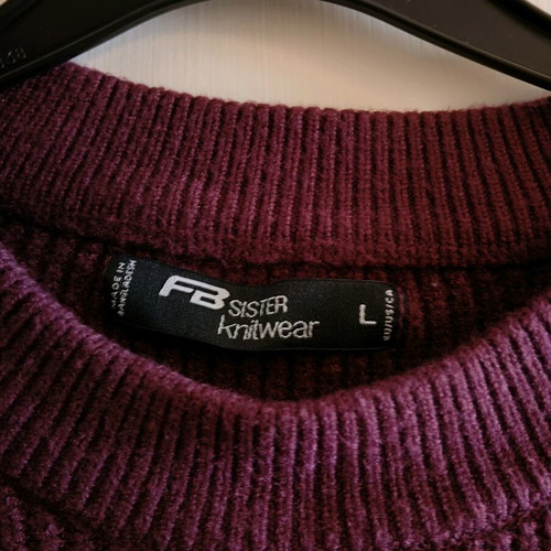Burgundy shirt new, size L