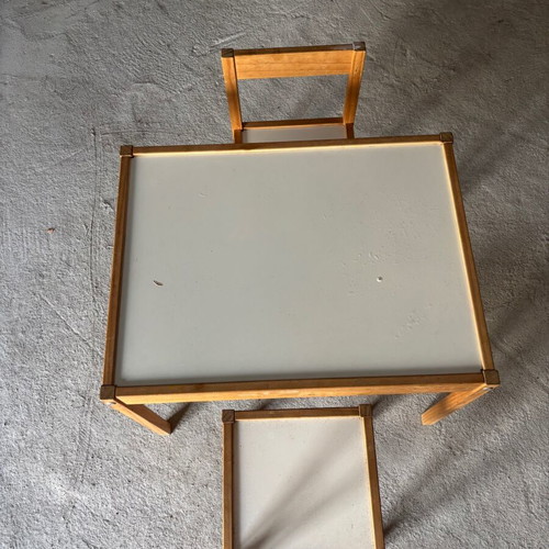 Children's table with chairs used