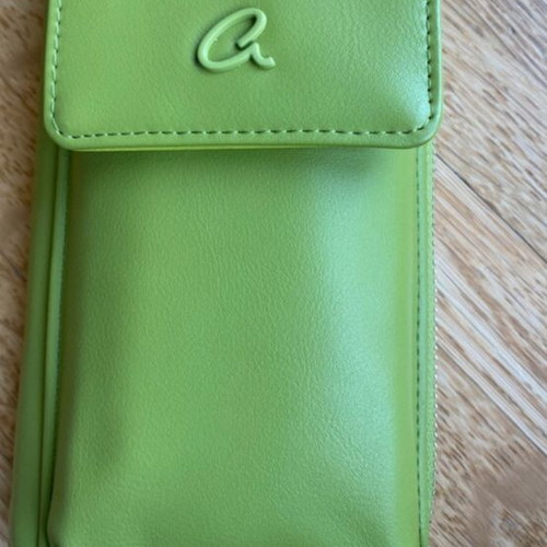 Caprice green crossbody phone bag wallet