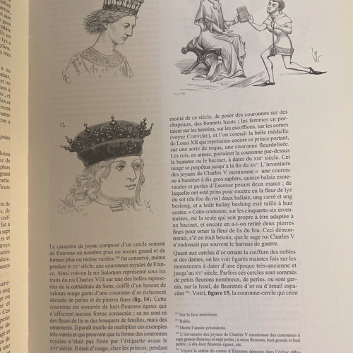 Le costume médiéval book like new, French edition