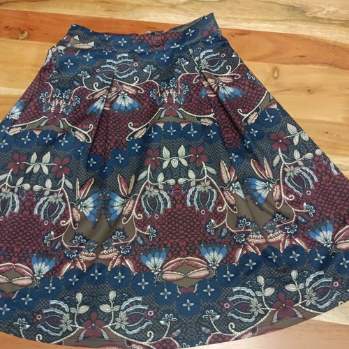 Stradivarius midi skirts no small like new, multicolor, pack of 3