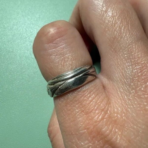 Vintage silver 925 ring like new