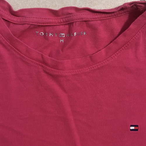 Tommy Hilfiger Women T-Shirt magenta pink, size M, like new