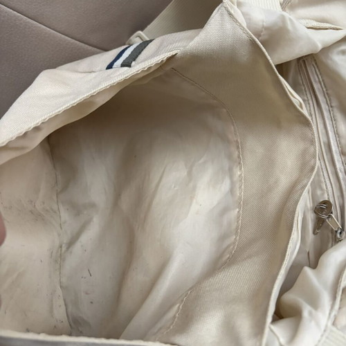 Benetton messenger bag beige used with two compartments and pocket