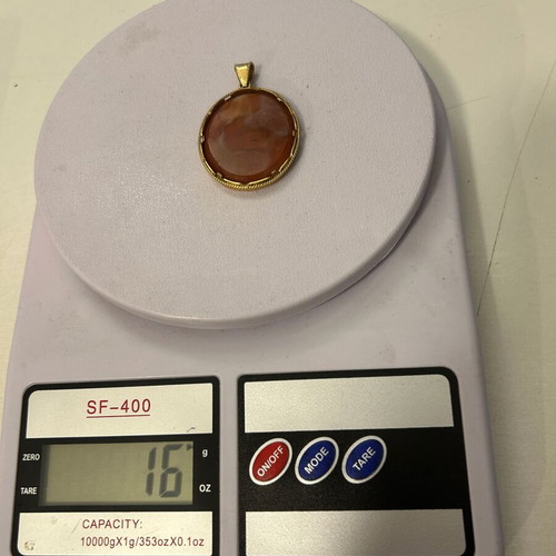 Vintage 18K Gold Intaglio Carnelian Pendant like new, 16g