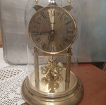 Trenkle table clock like new with battery