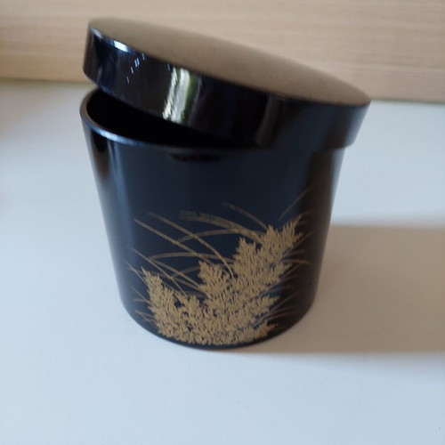 Coaster set like new, 5 pieces with 12cm diameter holder