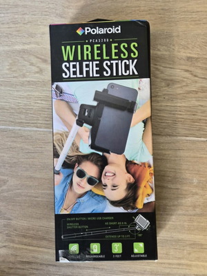 Polaroid PCA3200 Wireless Selfie Stick new in box