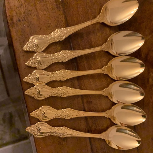 Gold-plated spoons set like new