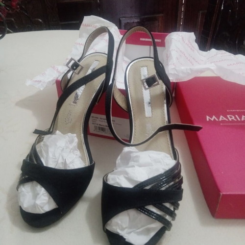 MariaMare leather sandals size 39 like new