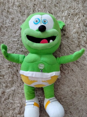 Gummy Bear plush toy used, sound mechanism not working