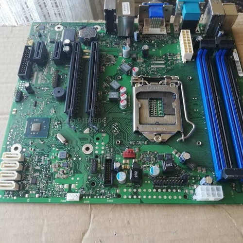 Fujitsu P520 D3220-A12 GS 2 REV:1.0 motherboard like new, Socket LGA1150