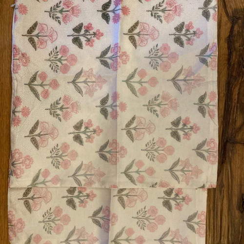 Set of 2 new sofa pillowcases with pink flower pattern 40x40cm