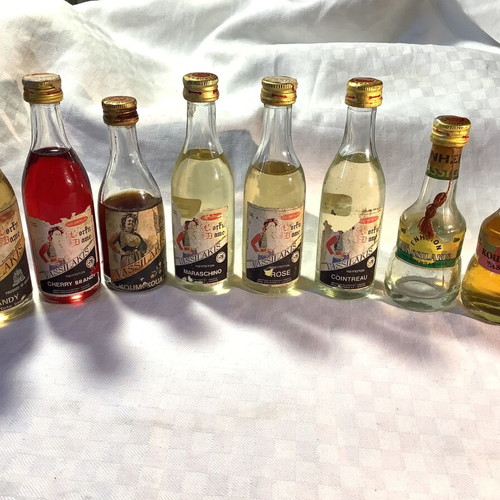 Vassilakis Distillery Miniatures used, set of 8 bottles