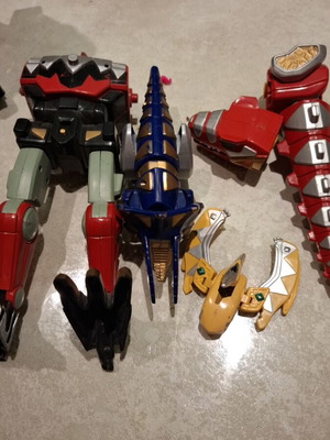 Thundersaurus Megazord toy