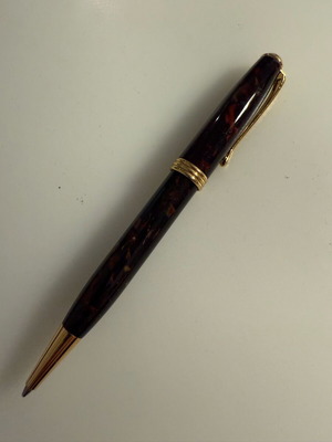 Bic mechanical pencil like new, needs refill