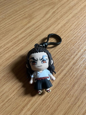 Mini figure/keychain Demon Slayer Hotaru new
