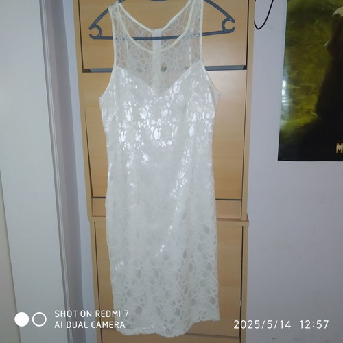 Desiree lace dress new, cream color, size small