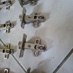 18 cabinet hinges, fully functional