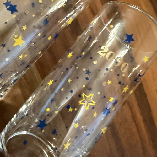 Millenium collectible glasses like new, set of 2