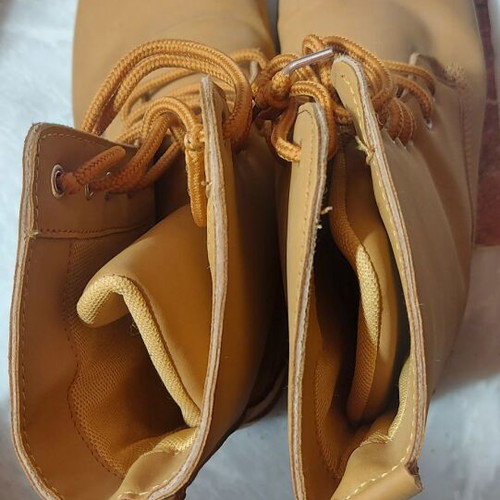 Hiking style boots like new, size 40, beige brown