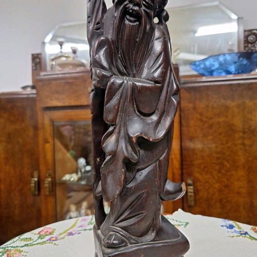 Very old Chinese wood carving like new, height 43 cm