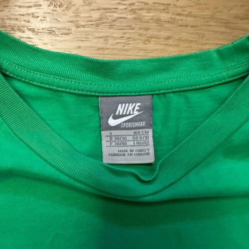 Nike Swoosh T-shirt small 168cm like new, green