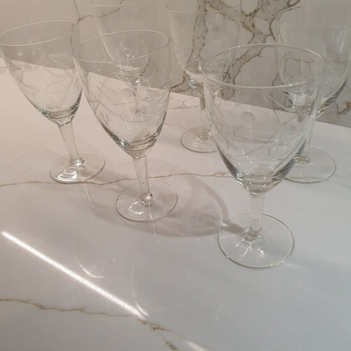 Vintage crystal large stemmed glasses set of 6 like new