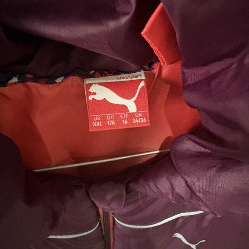 Puma hooded vest like new, lightweight and warm