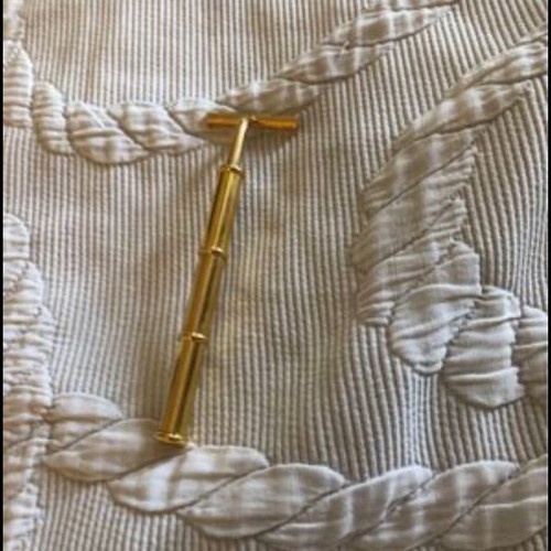 Eurolink gold razor new in velvet box