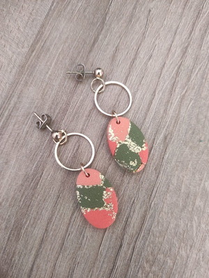 Handmade earrings like new, gold color