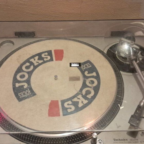 Technics SL-1200 MK2 turntable used, with dust cover and headshell