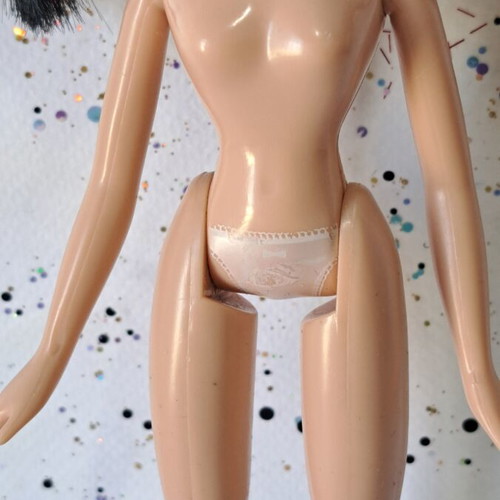 Bratz Oh La La Kumi original doll, nude with flaws