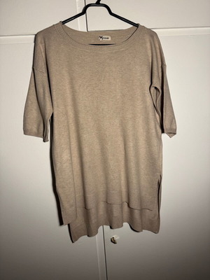 Tezenis blouse with 3/4 sleeves new, very soft, beige