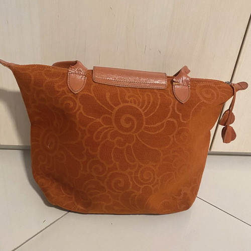 Longchamp orange tote bag shoulder used, soft velvet texture