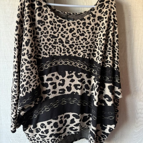 Women's blouse like new, size 5XL, beige and brown