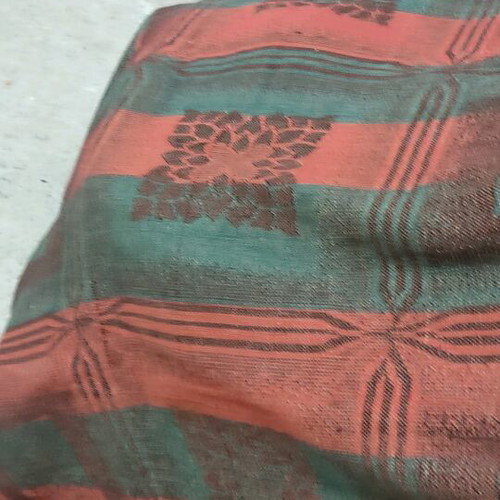 Woven double blanket like new, dimensions 2.80x2.40