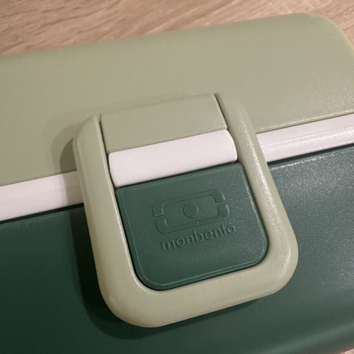 Monbento rectangular lunchbox with removable bear decoration