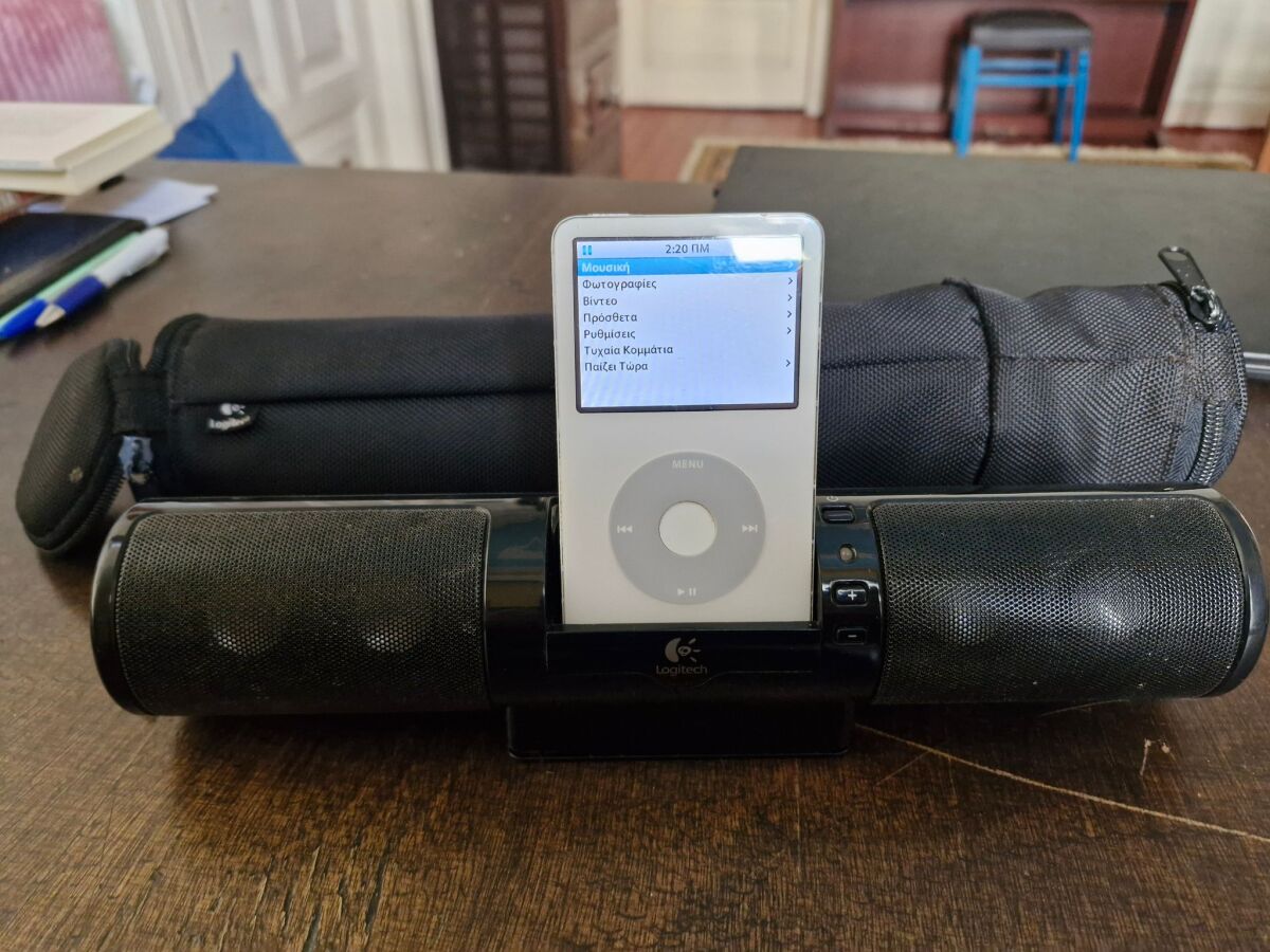 Apple iPod Classic 5th Generation 30GB… - € 160,00 - Vendora.cy