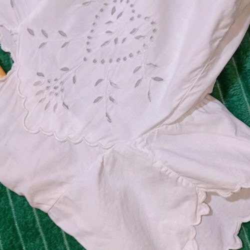 Antique nightgown white cutwork embroidery like new