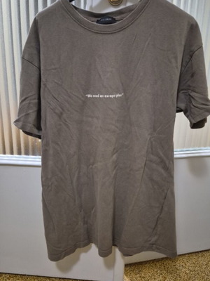T-shirt beige Medium used