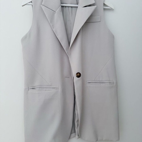 Beige Zara vest like new