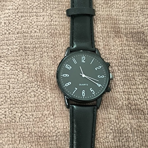 Men's Quartz Watch Black Minimal Design with Leather Strap